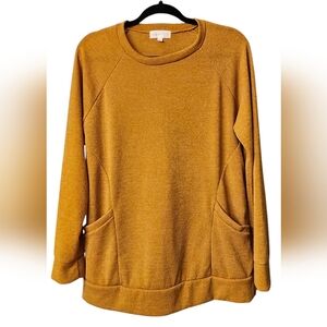 EUC Yellow Long Sleeved Shirt With Front Pockets, Perfect Peach Shirt, Large